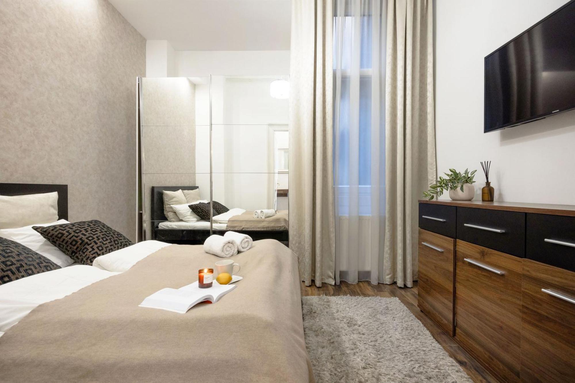 Discover Your Budapest Retreat-Walk To Parliament Bagian luar foto