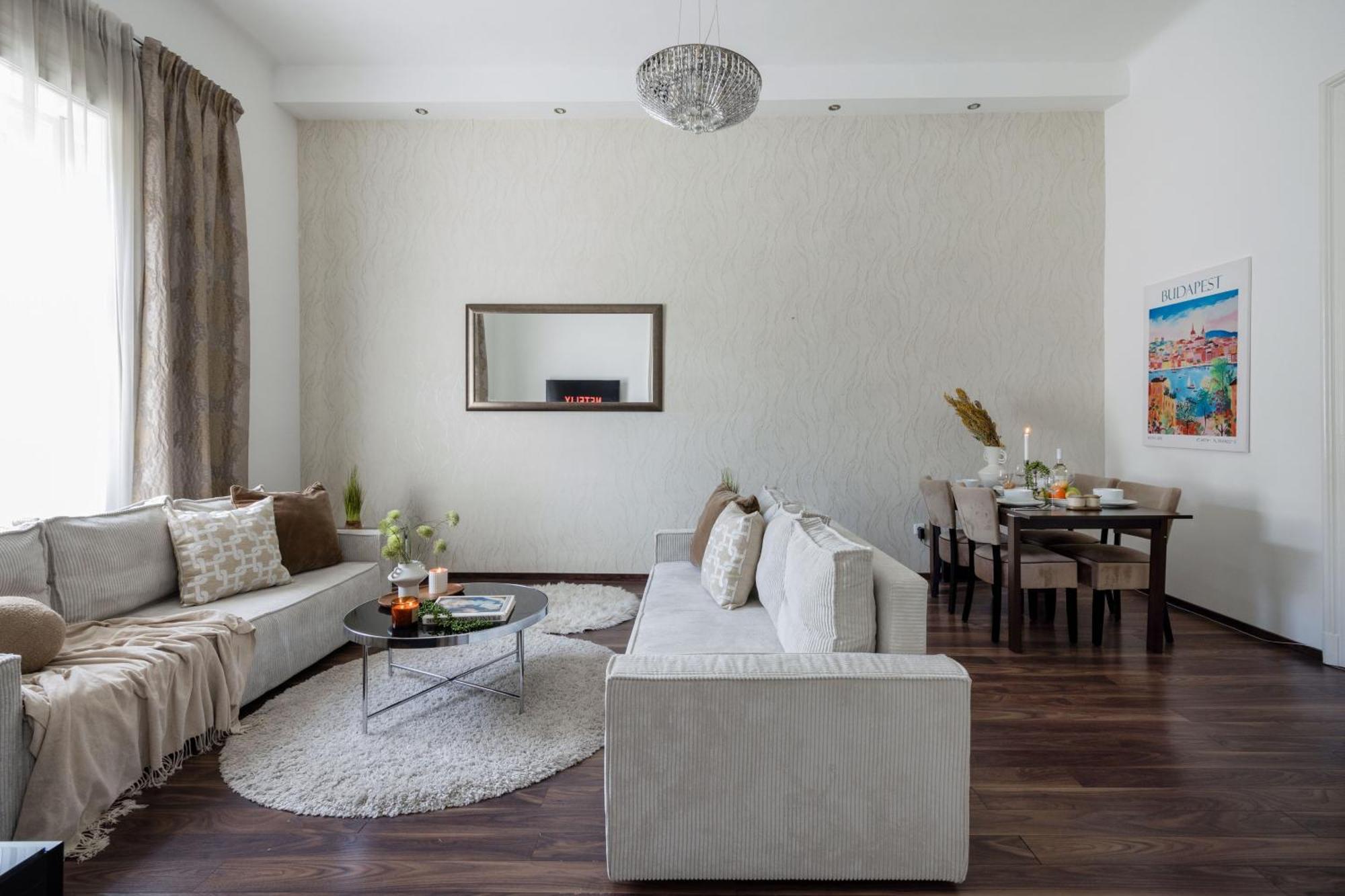 Discover Your Budapest Retreat-Walk To Parliament Bagian luar foto